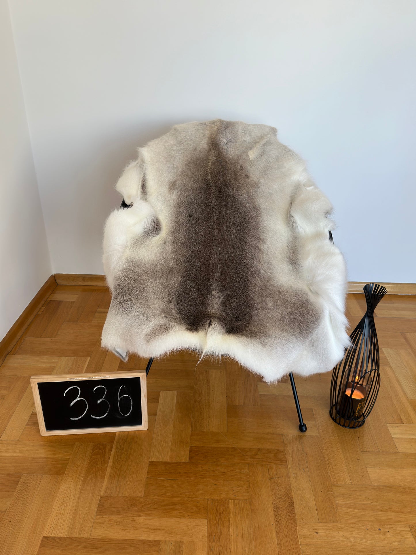 Peau de renne géante 122 x 106 cm Authentique Nordic Decor Peau de renne #336