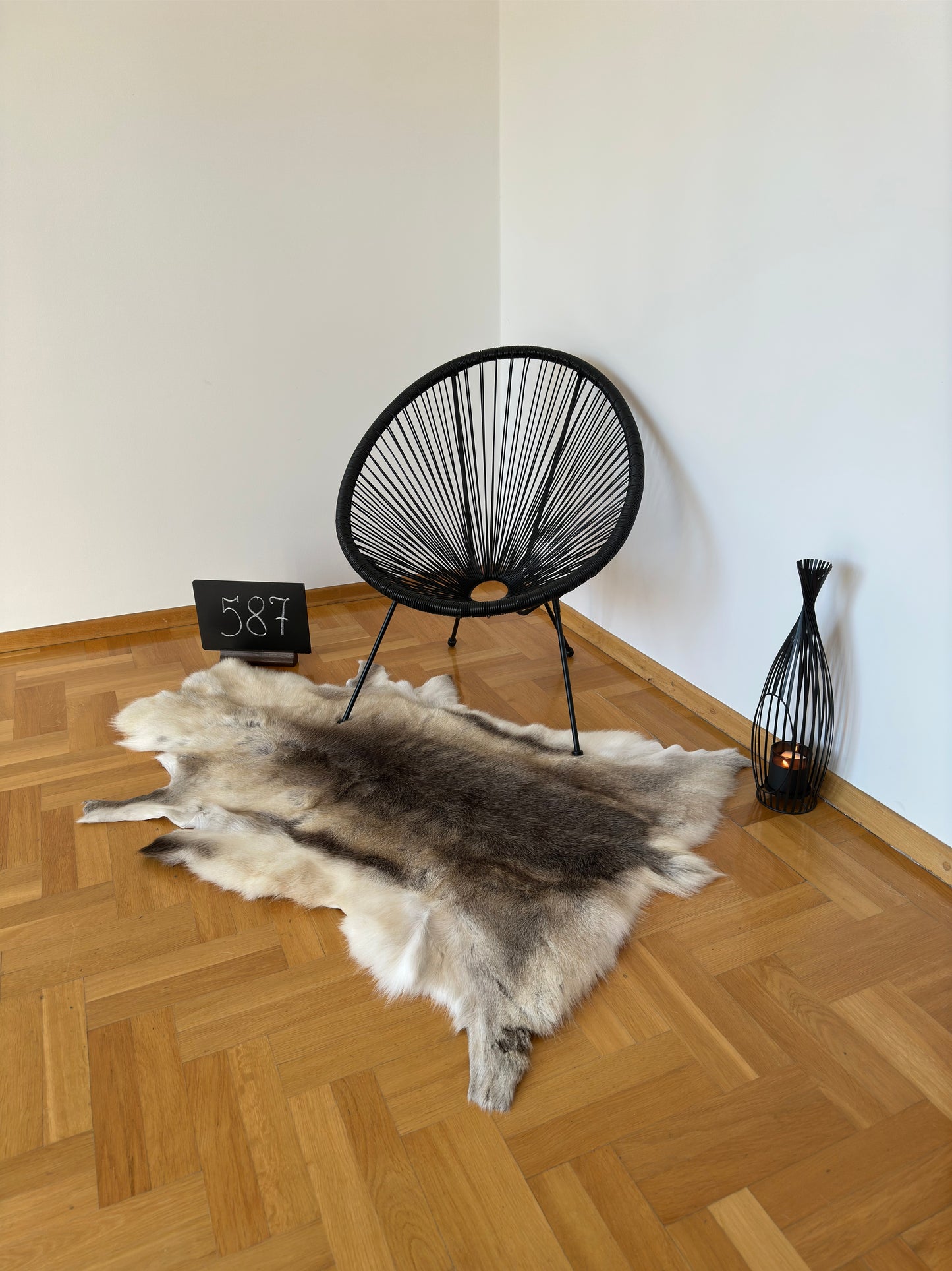 Reindeer Hide Exclusive Unique Giant Size 142 x 110 cm Reindeer Skin #587