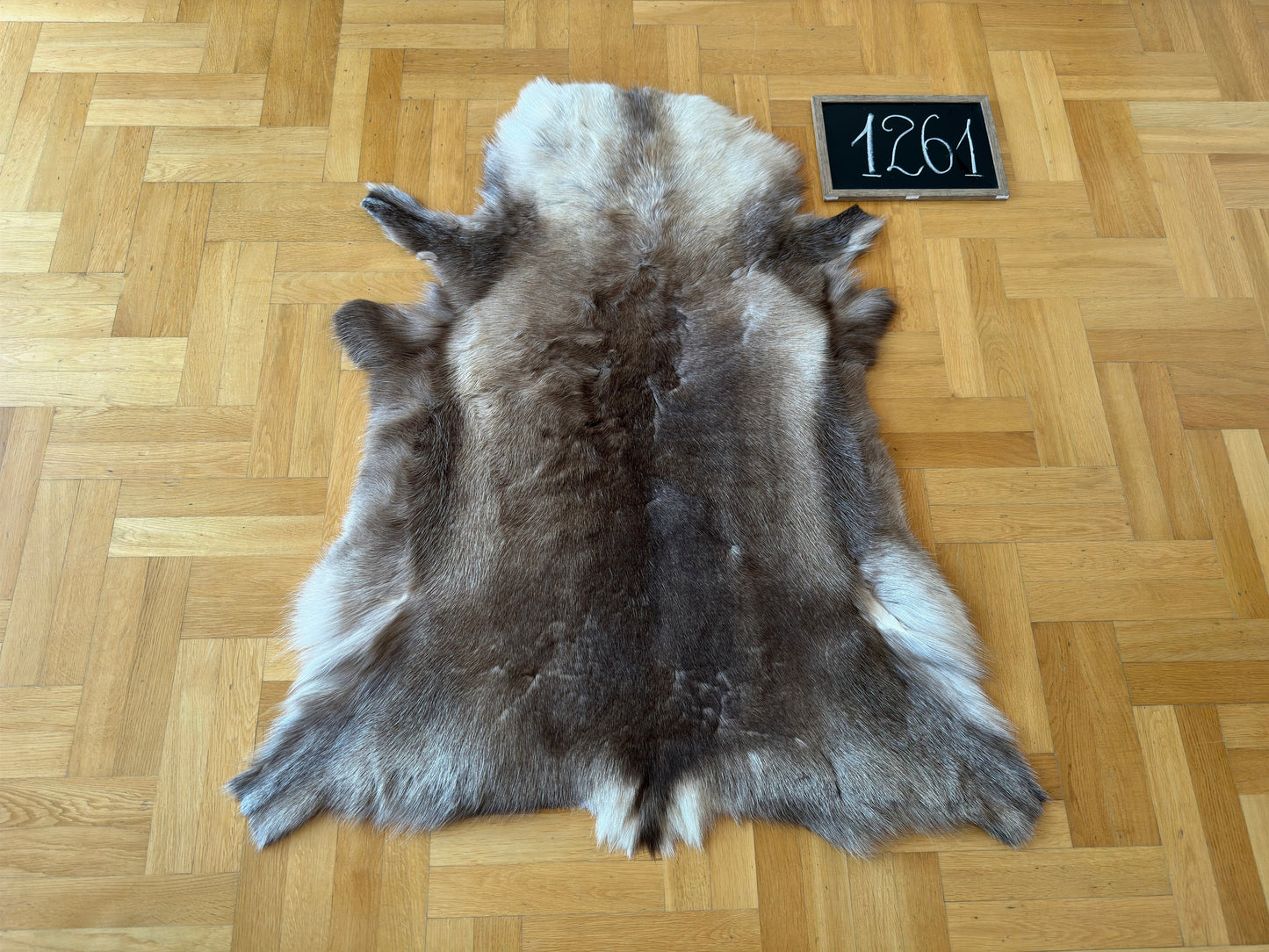 Luxurious Reindeer Hide Unique B Grade 125 x 107 cm Reindeer Skin #1261