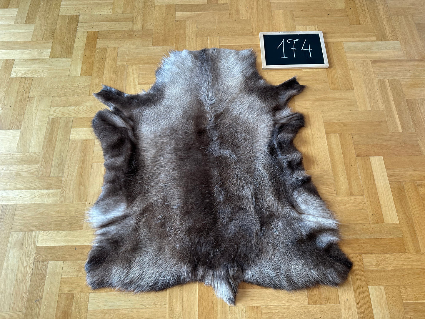 Luxurious Reindeer Hide Unique Giant Size 120 x 102 cm Reindeer Skin #174