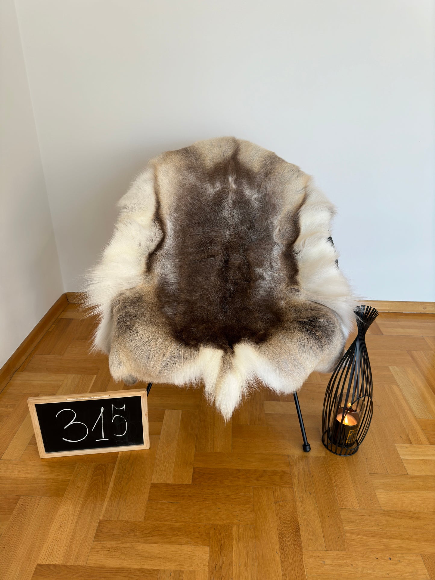 Reindeer Hide Giant 133 x 100 cm Authentic Nordic Decor Reindeer Skin #315