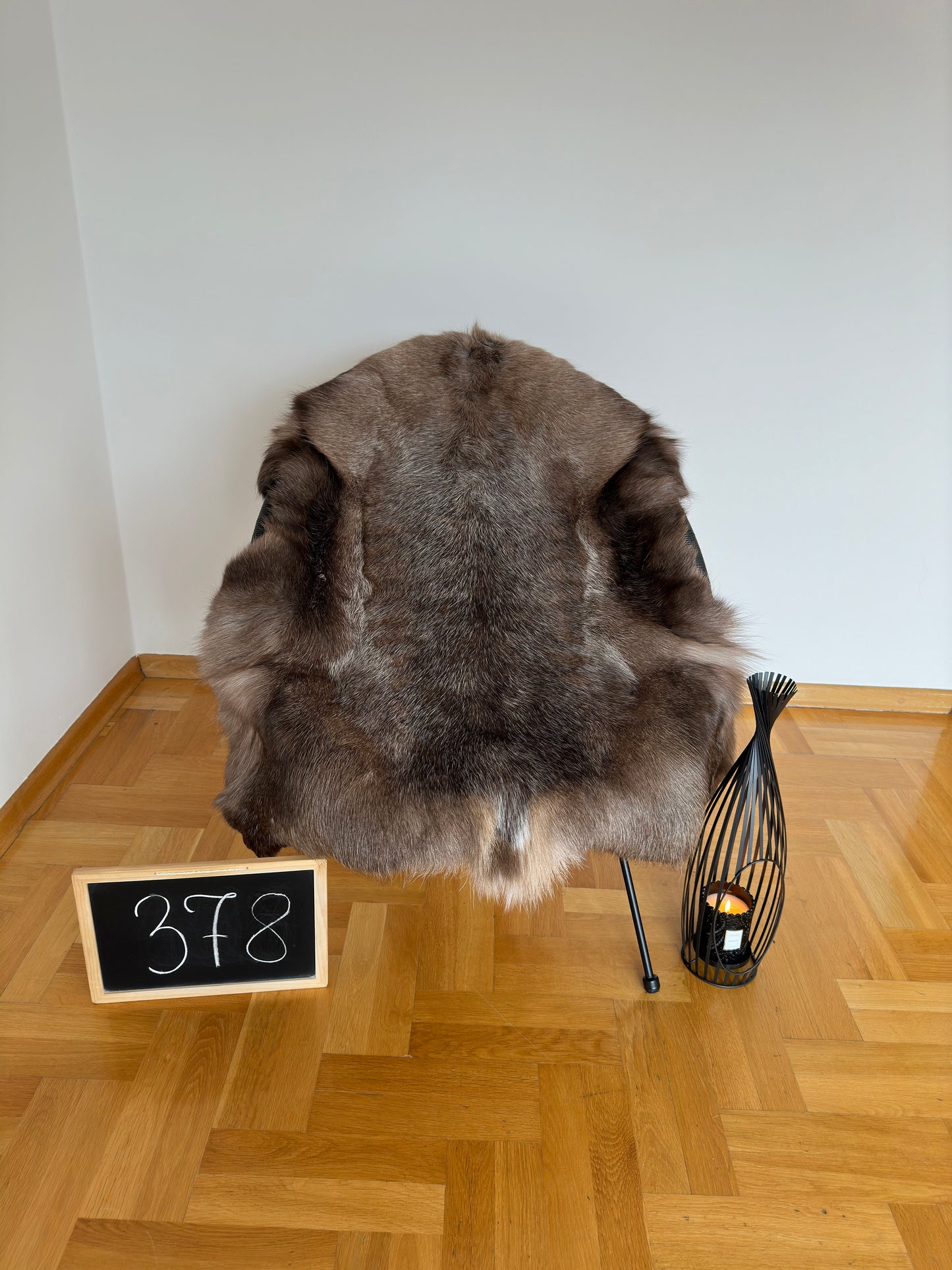 Luxurious Reindeer Hide Unique Giant Size 130 x 104 cm Reindeer Skin #378