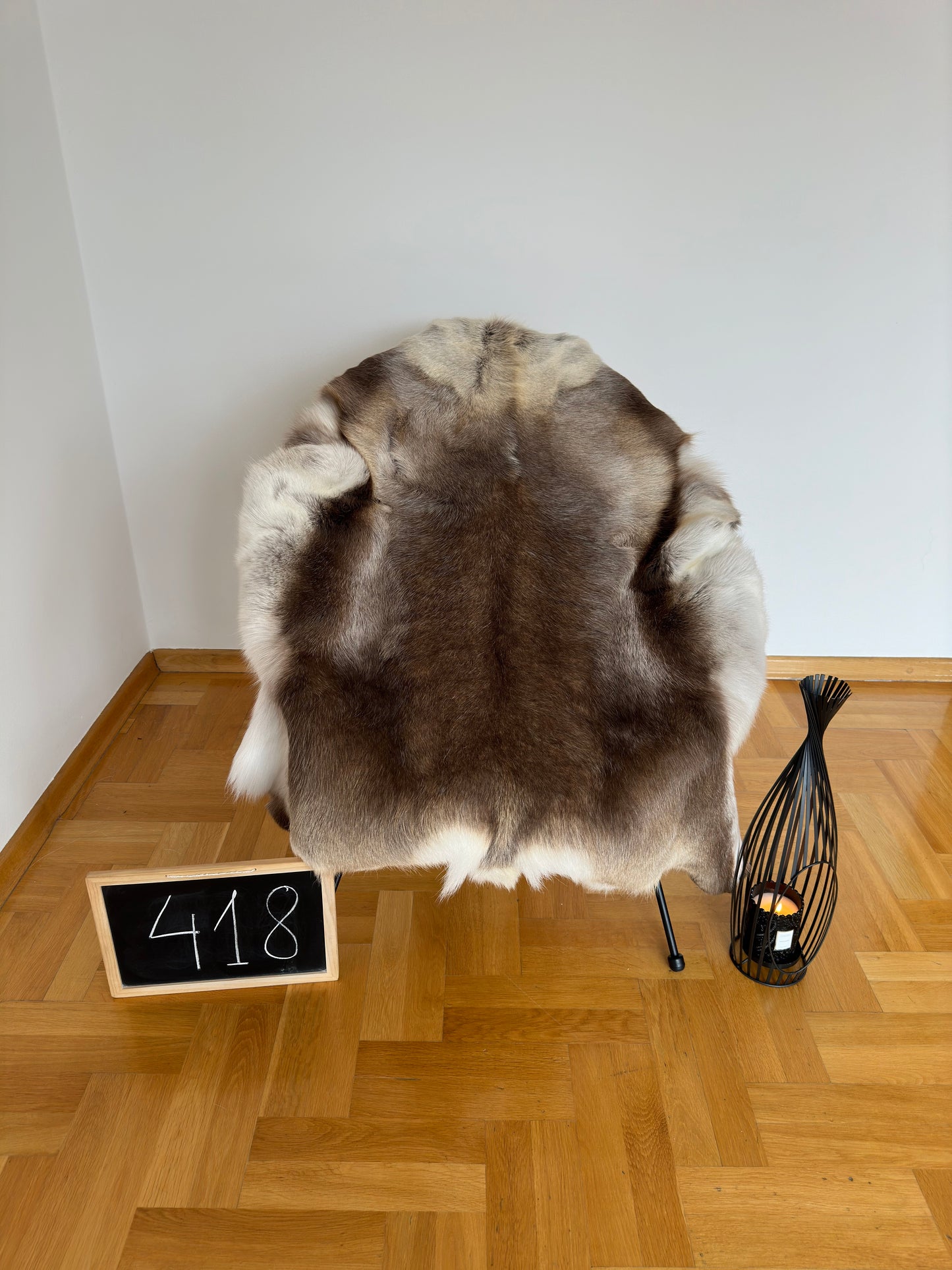 Reindeer Hide Giant 128 x 109 cm Authentic Nordic Decor Reindeer Skin #418