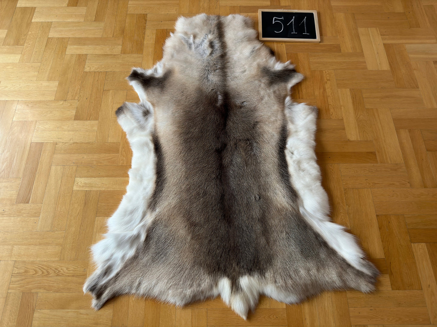 Luxurious Reindeer Hide Unique Giant Size 154 x 116 cm Reindeer Skin #511