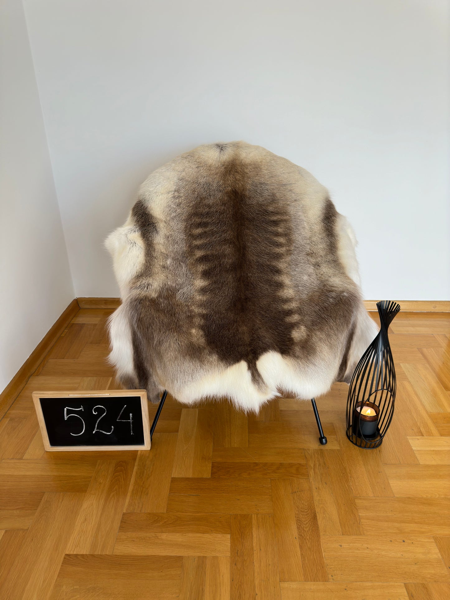 Reindeer Hide Exclusive Unique Giant Size 138 x 122 cm Reindeer Skin #524