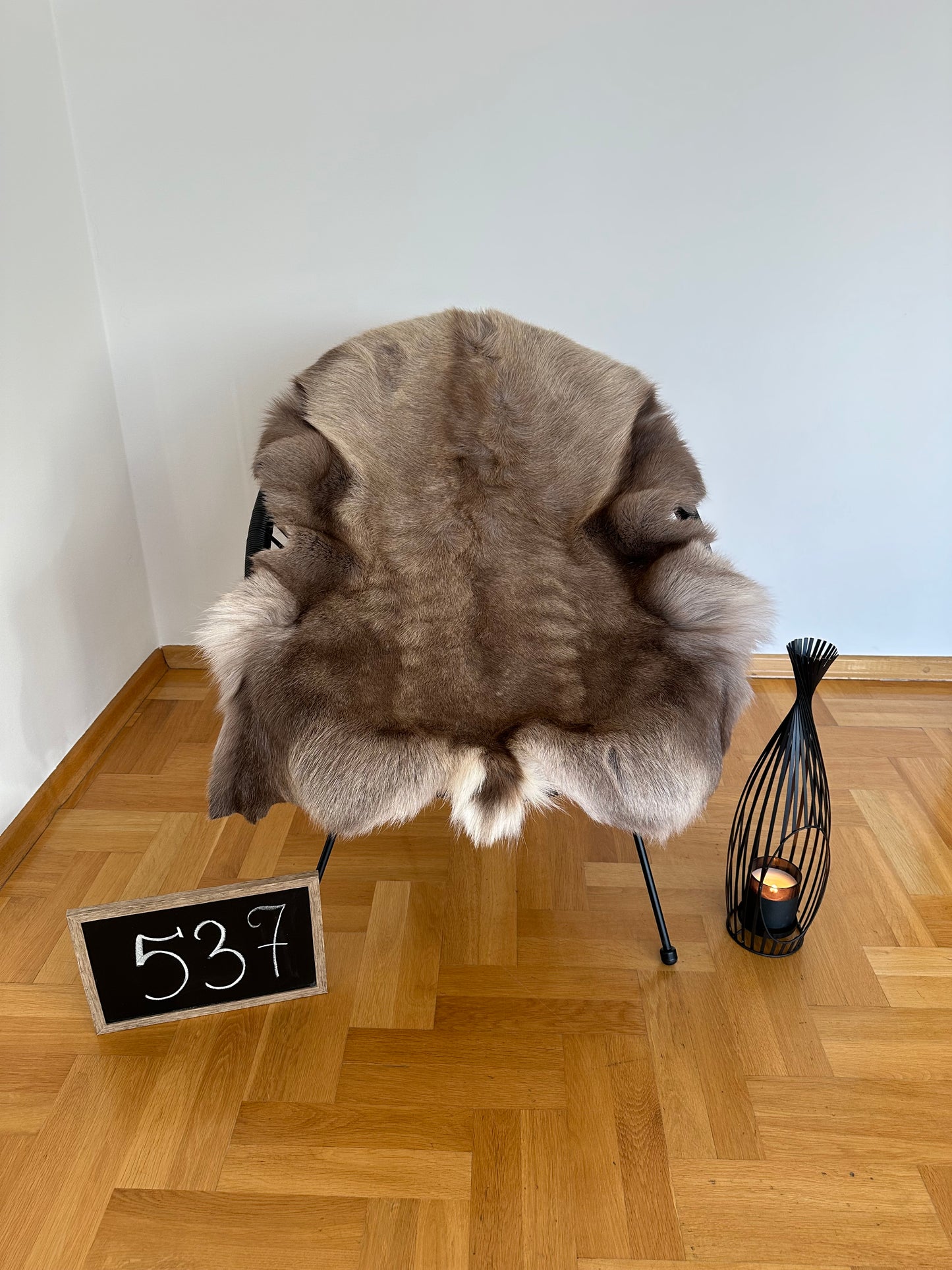 Luxurious Reindeer Hide Unique Giant Size 134 x 107 cm Reindeer Skin #537