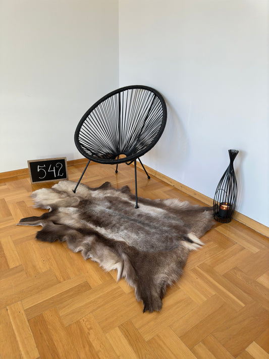 Reindeer Hide Giant 134 x 108 cm Authentic Nordic Decor #542