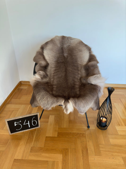 Luxurious Reindeer Hide Unique Giant Size 130 x 100 cm Reindeer Skin #546