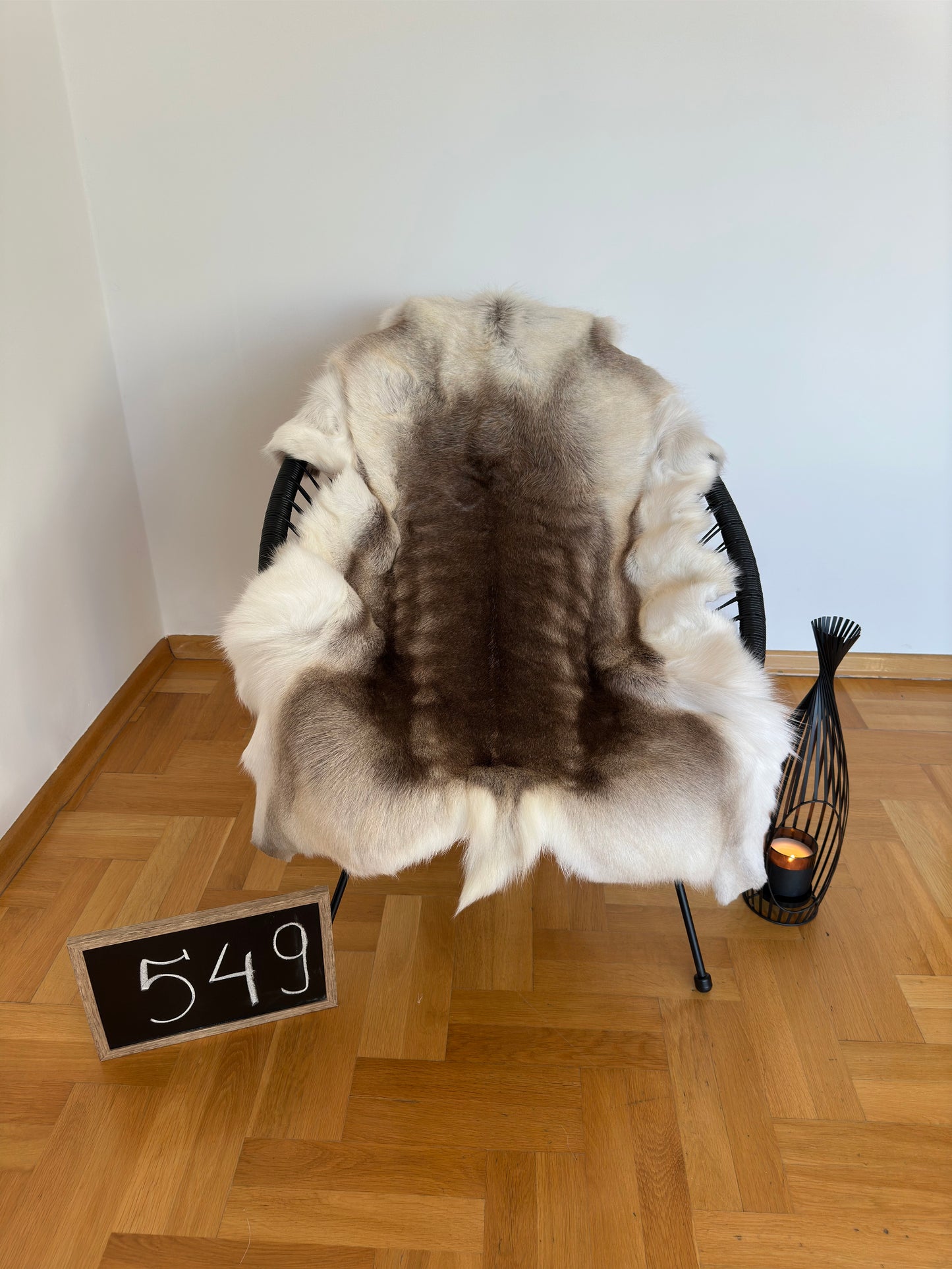 Luxurious Reindeer Hide Unique Giant Size 138 x 100 cm Reindeer Skin #549