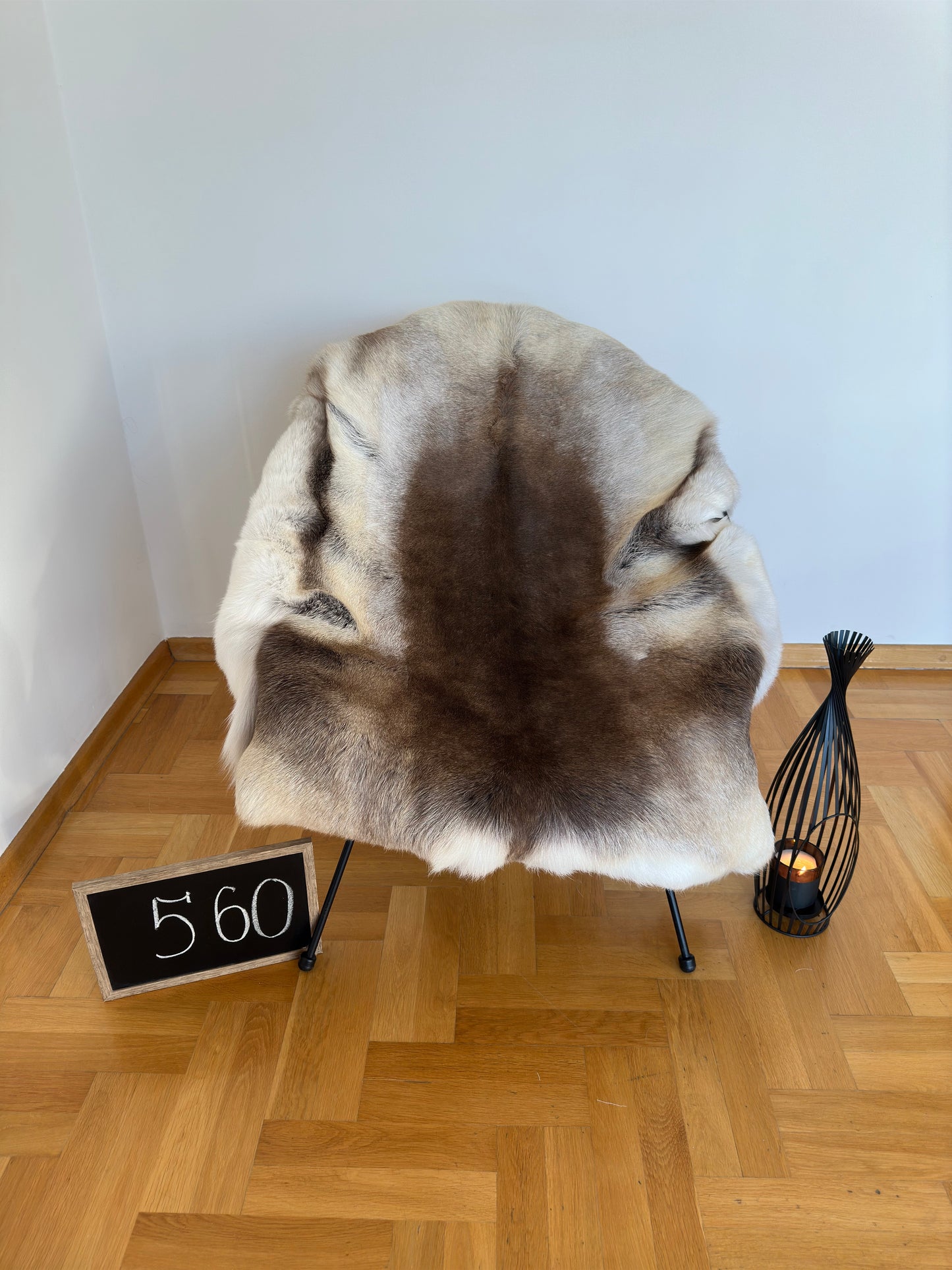 Reindeer Hide Giant 145 x 128 cm Authentic Nordic Decor Reindeer Skin #560