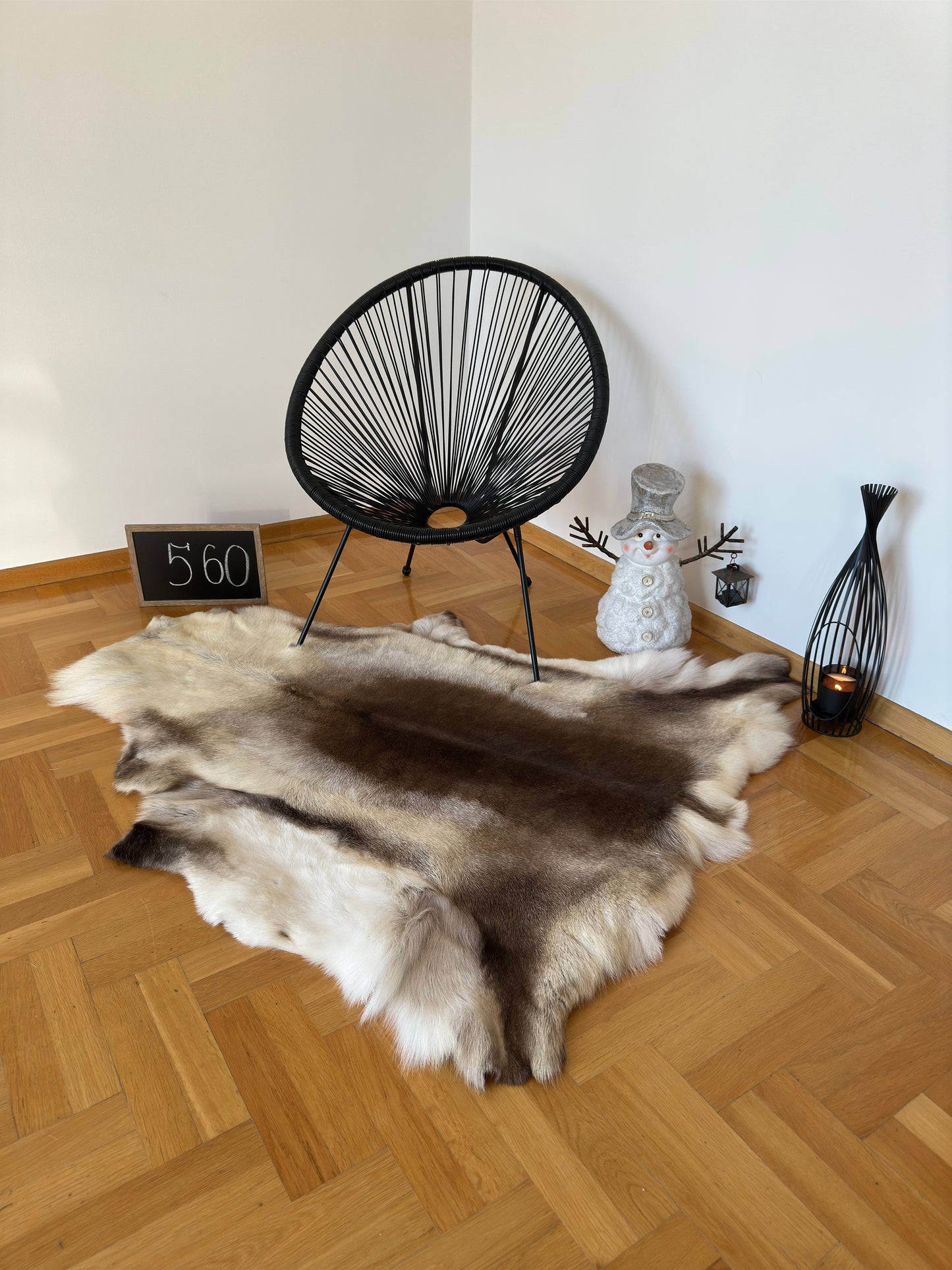 Reindeer Hide Giant 145 x 128 cm Authentic Nordic Decor Reindeer Skin #560