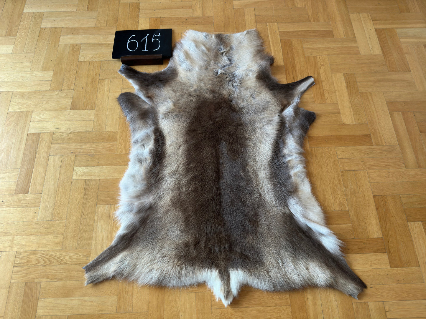 Peau de renne exclusive et unique, taille géante 138 x 111 cm, peau de renne #557